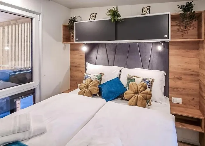 With Parking Space Biograd Na Moru, Biograd - 25131 Apartment Weißenburg